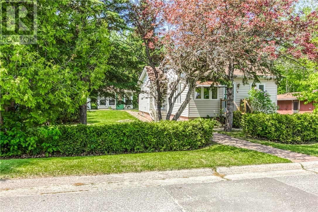14 OAK AVENUE Image 2