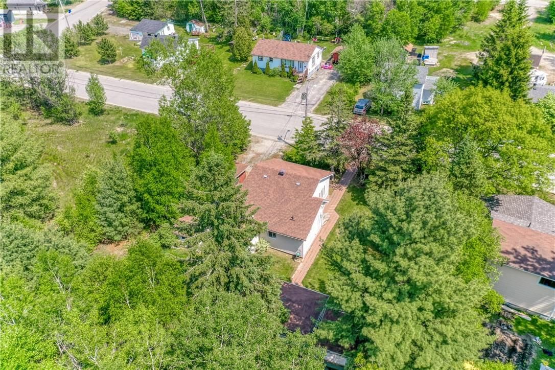 14 OAK AVENUE Image 29