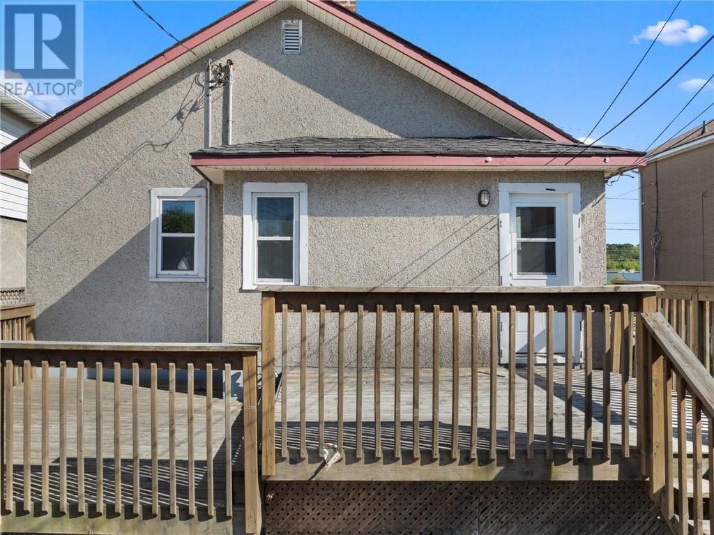 973 LORNE STREET Image 10