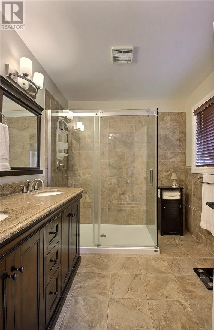 67 RAVINA DRIVE Image 17