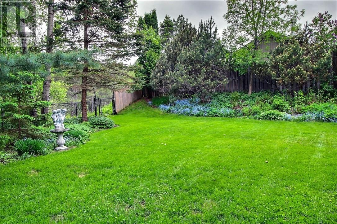 67 RAVINA DRIVE Image 32