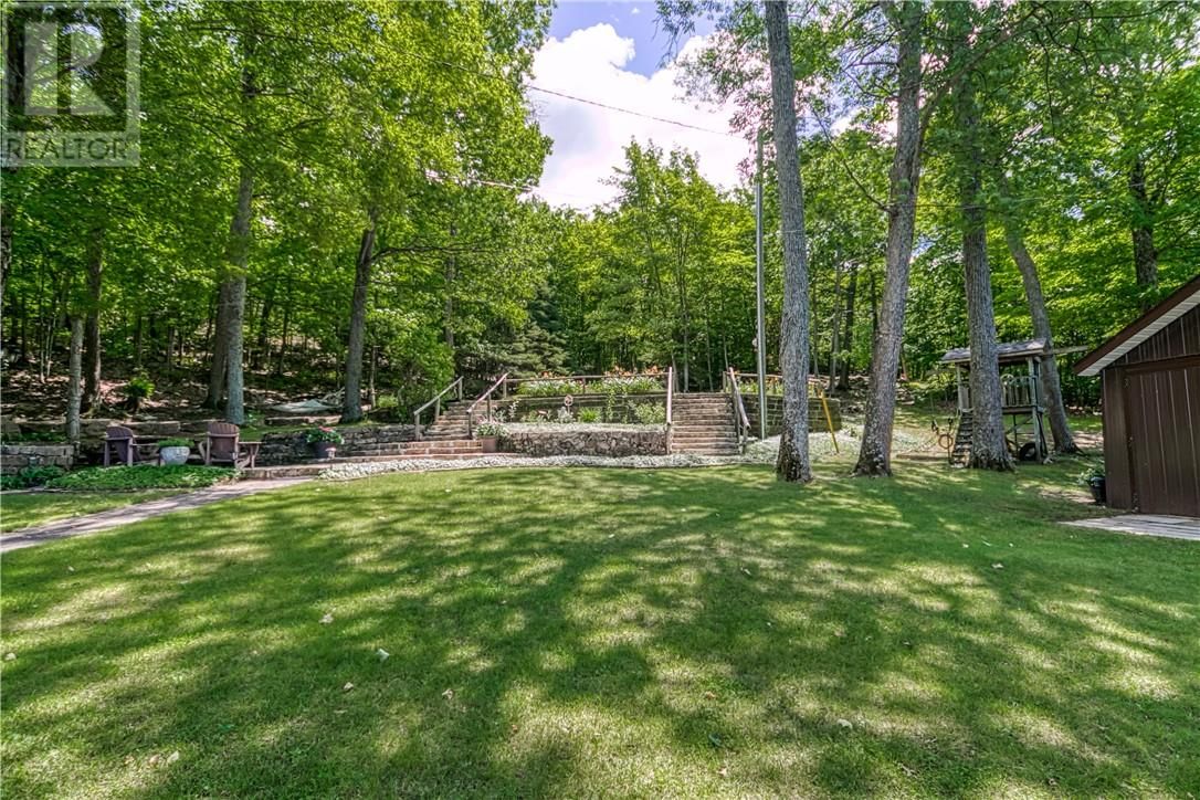 199 TRILLIUM TRAIL Image 35