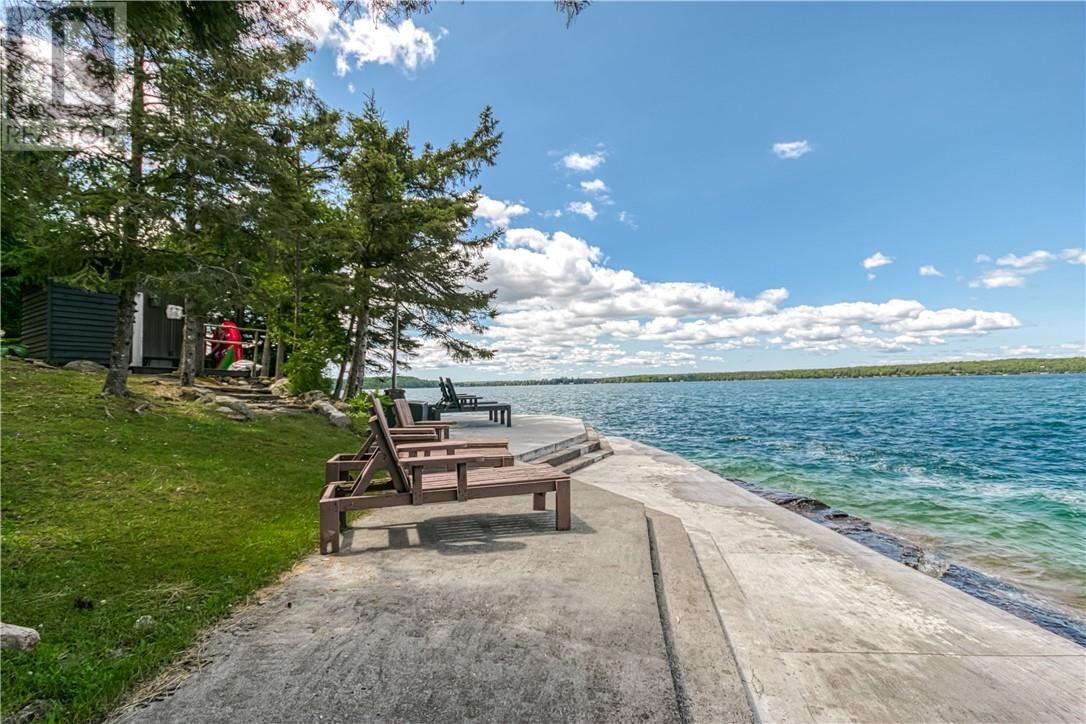 199 TRILLIUM TRAIL Image 36