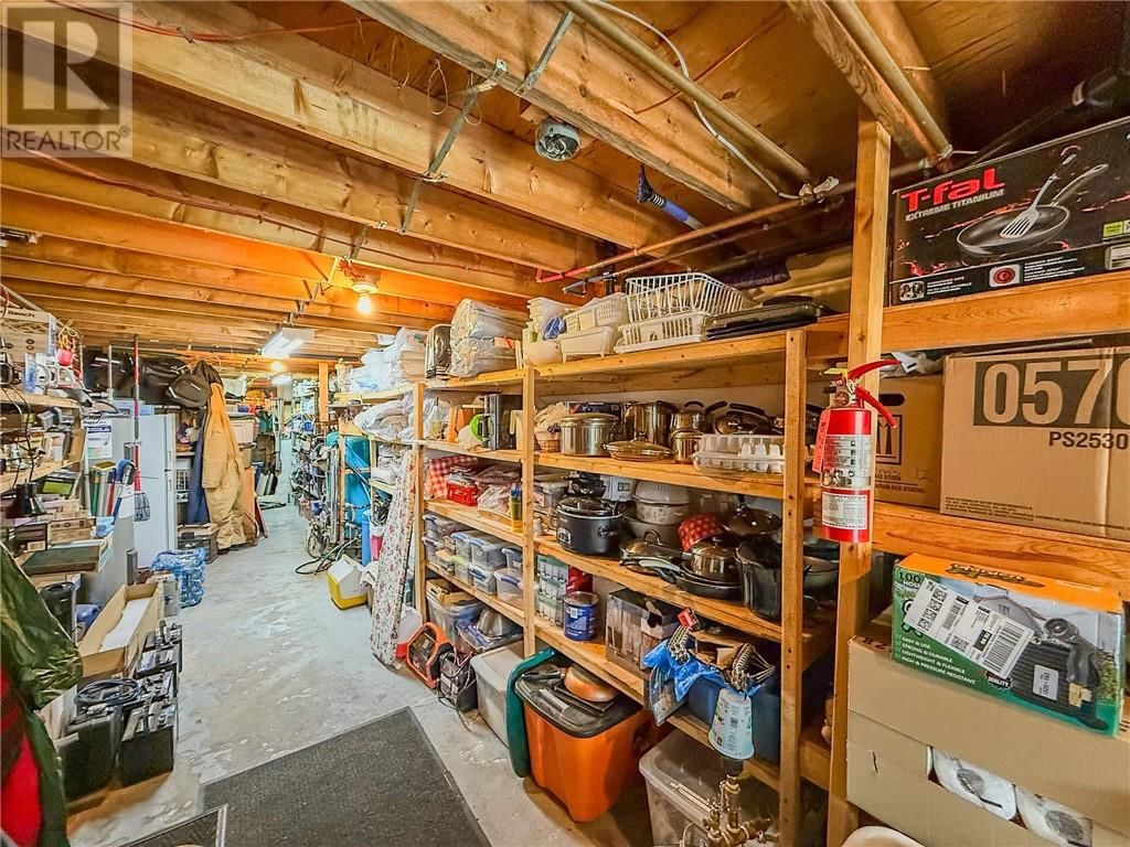 1086 LAKE STREET Image 21