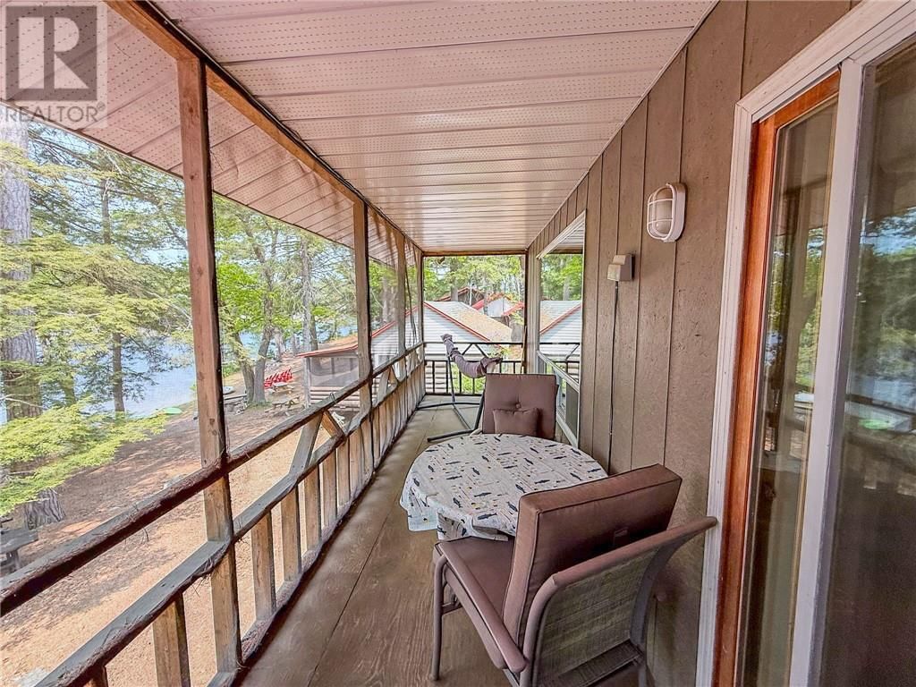 1086 LAKE STREET Image 23