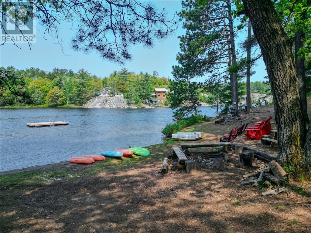 1086 LAKE STREET Image 3