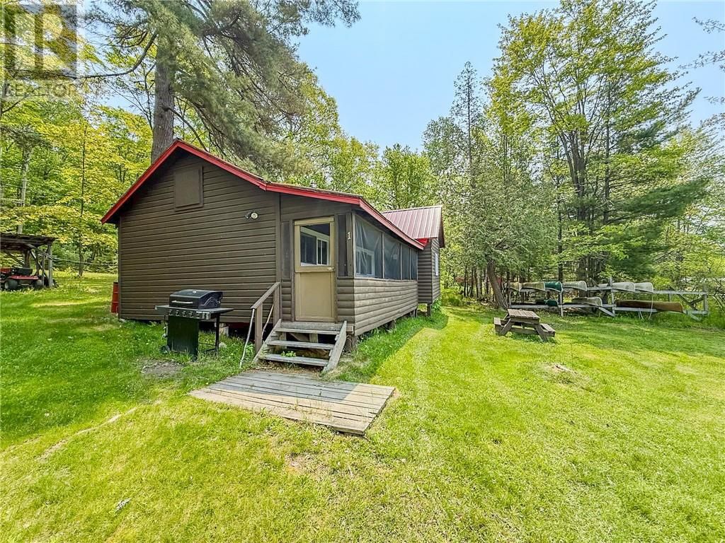 1086 LAKE STREET Image 39