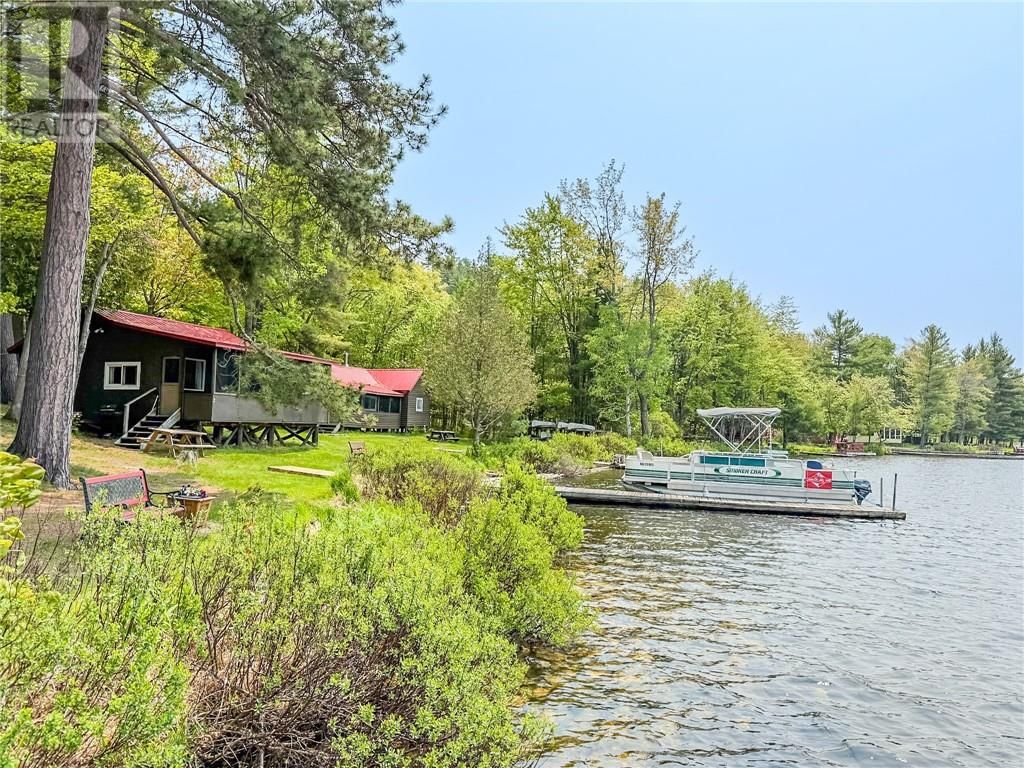 1086 LAKE STREET Image 56