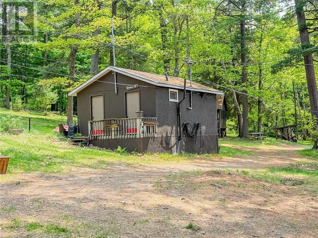 1086 LAKE STREET Image 58