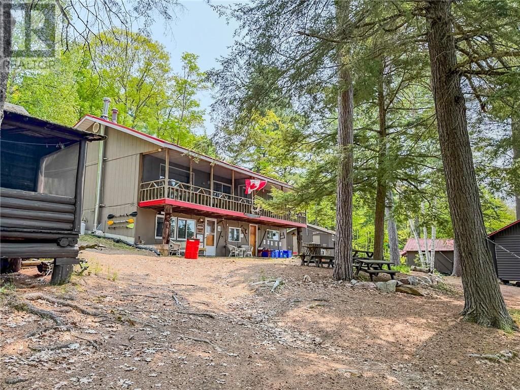 1086 LAKE STREET Image 61