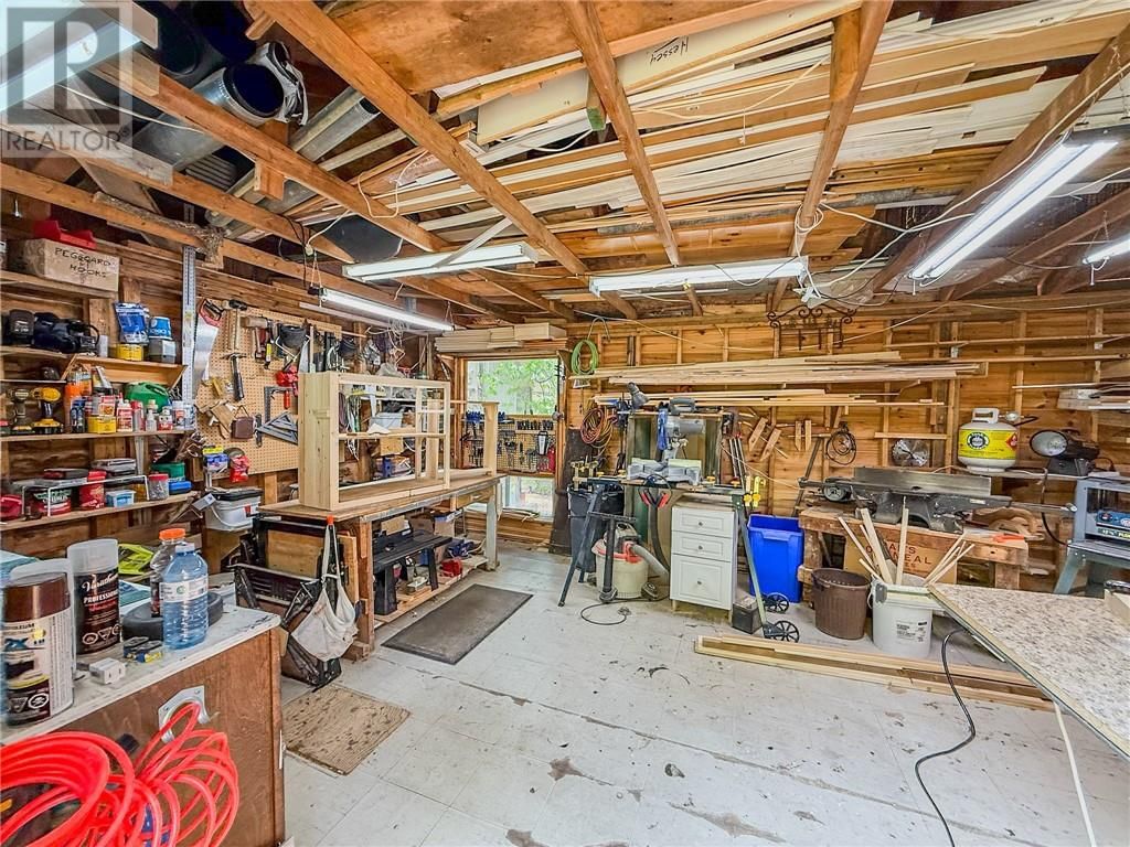 1086 LAKE STREET Image 76