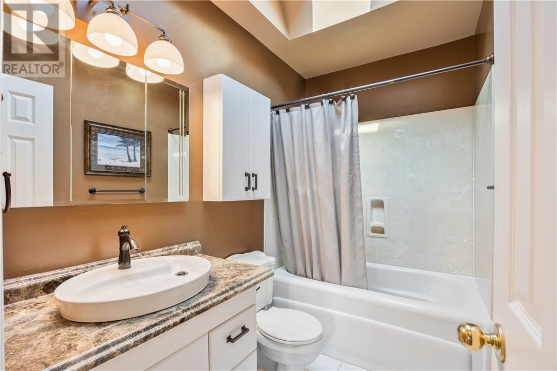4142 FROST AVENUE Image 16