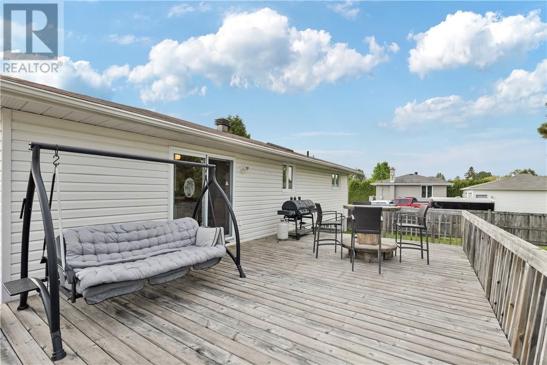 4142 FROST AVENUE Image 41