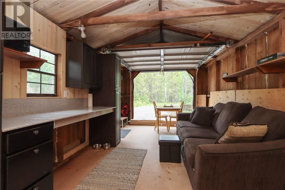 318 GRASSY LAKE ROAD Image 10