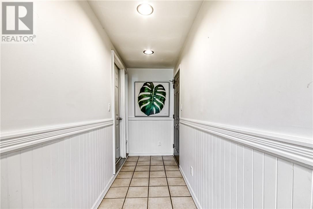 1548 GAUTHIER STREET Image 33