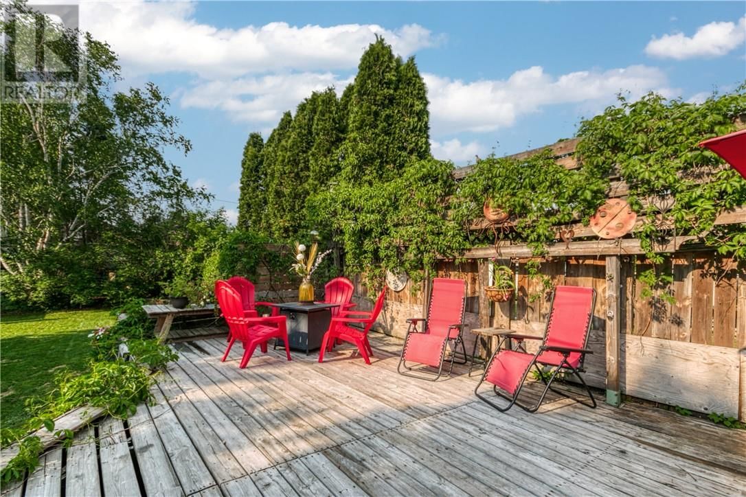1548 GAUTHIER STREET Image 36