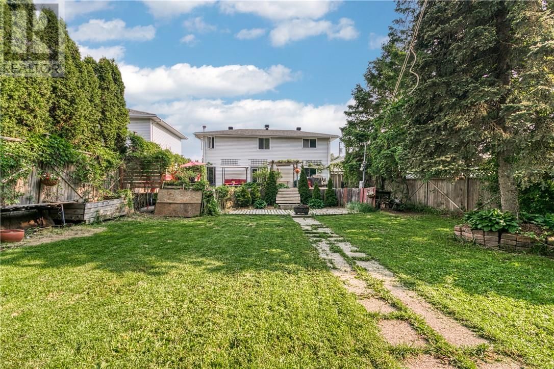 1548 GAUTHIER STREET Image 40
