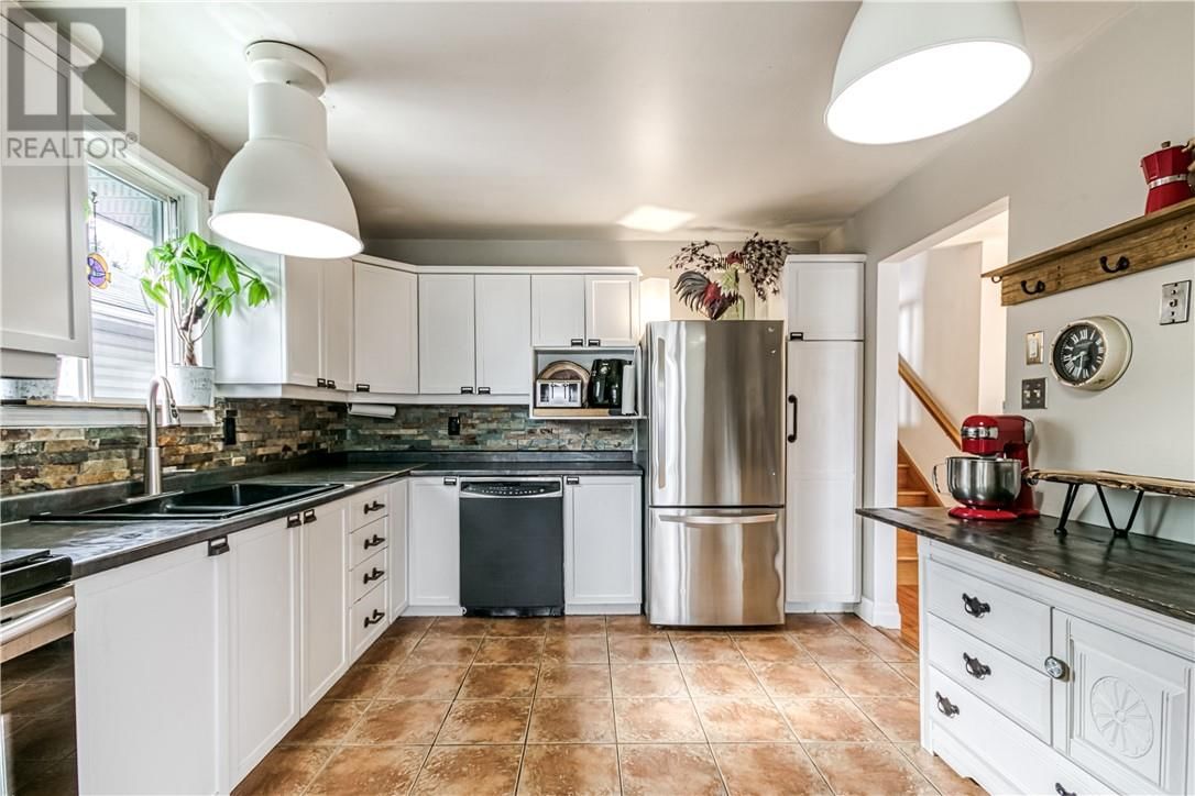 1548 GAUTHIER STREET Image 6