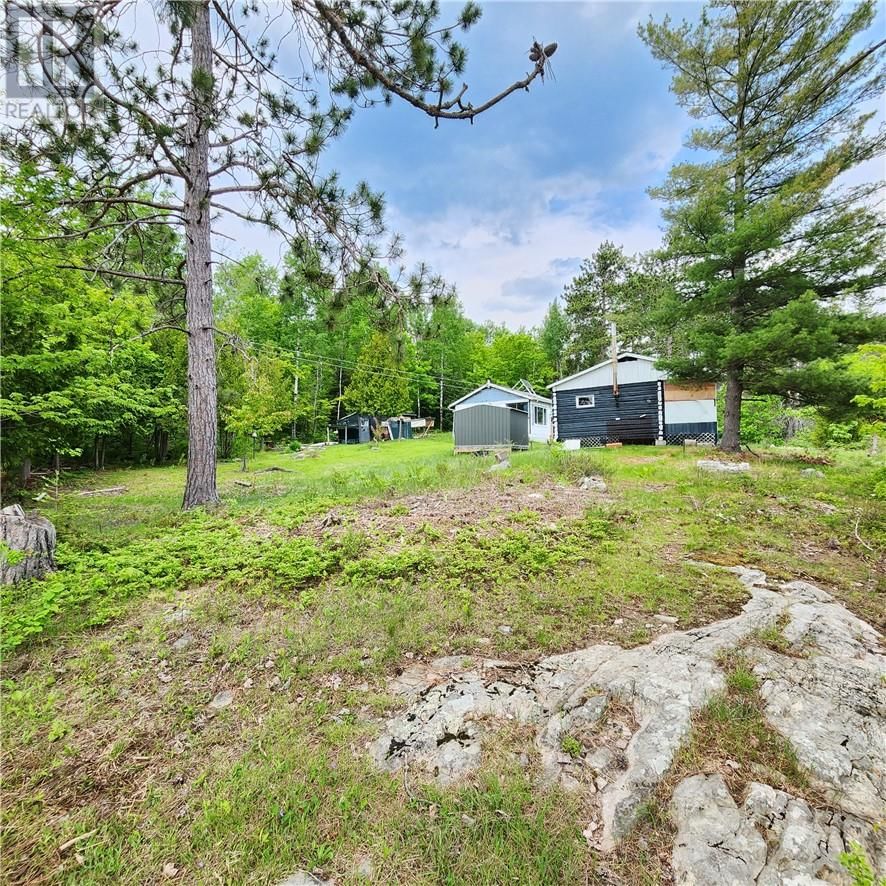 950 ELLA LAKE ROAD Image 26