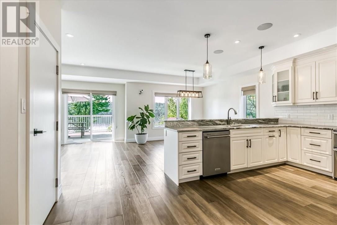 71 SIMON LAKE DRIVE Image 12