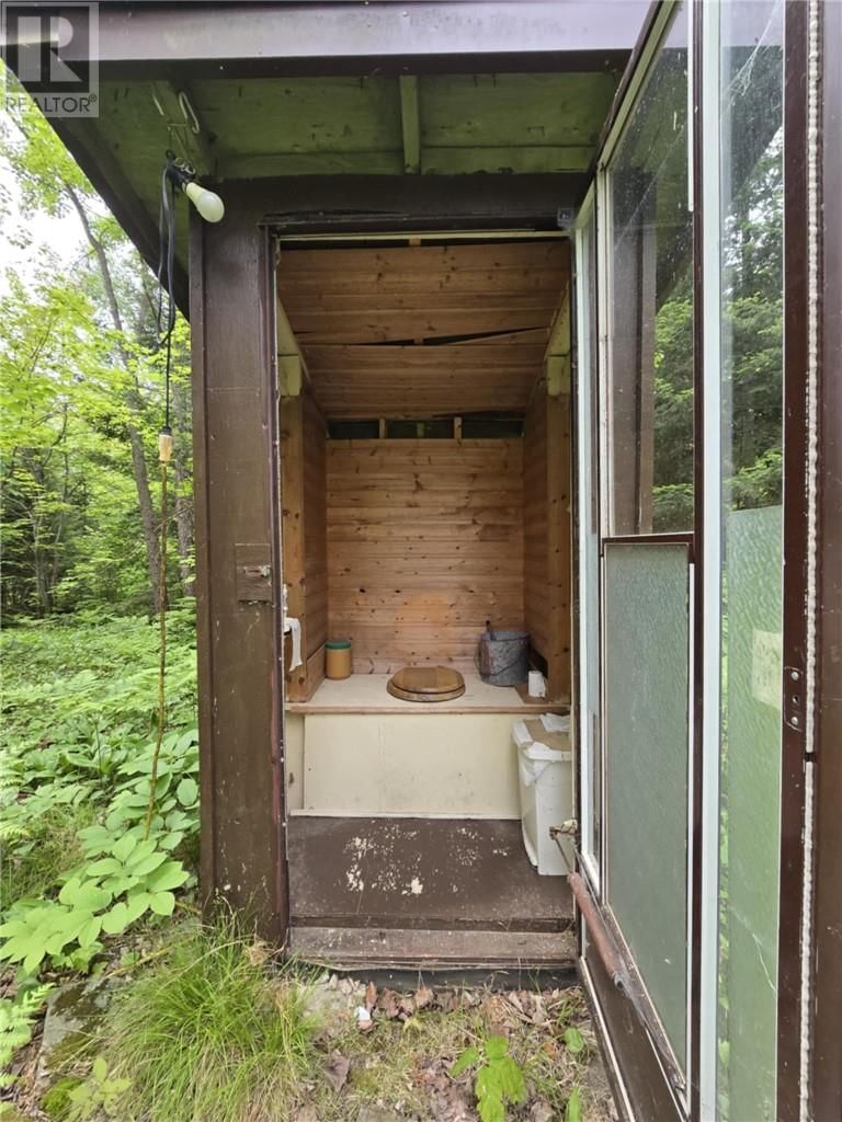 30525 NEPEWASSI LAKE Image 17