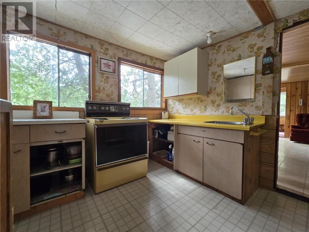 30525 NEPEWASSI LAKE Image 6