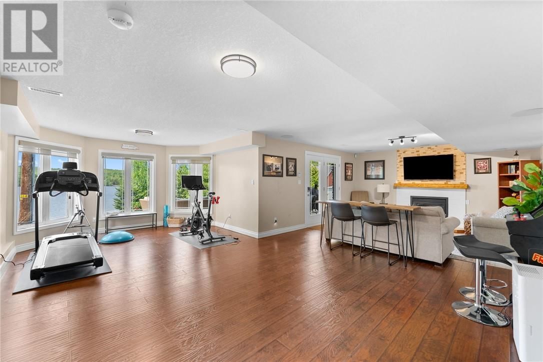 580 DEW DROP ROAD Image 43