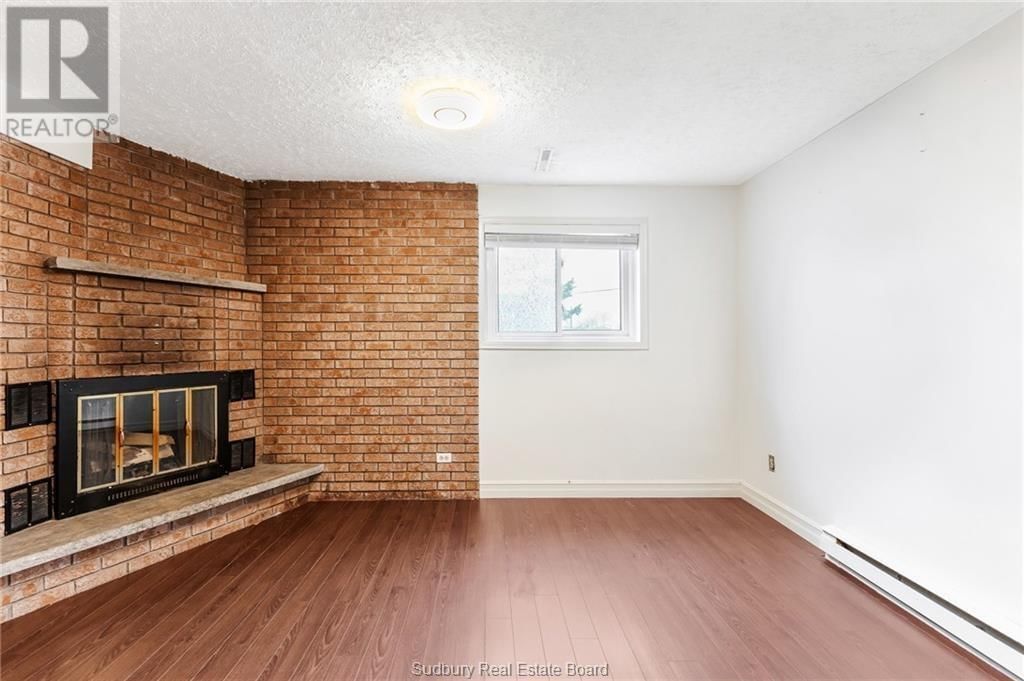 6 GINO STREET Image 15