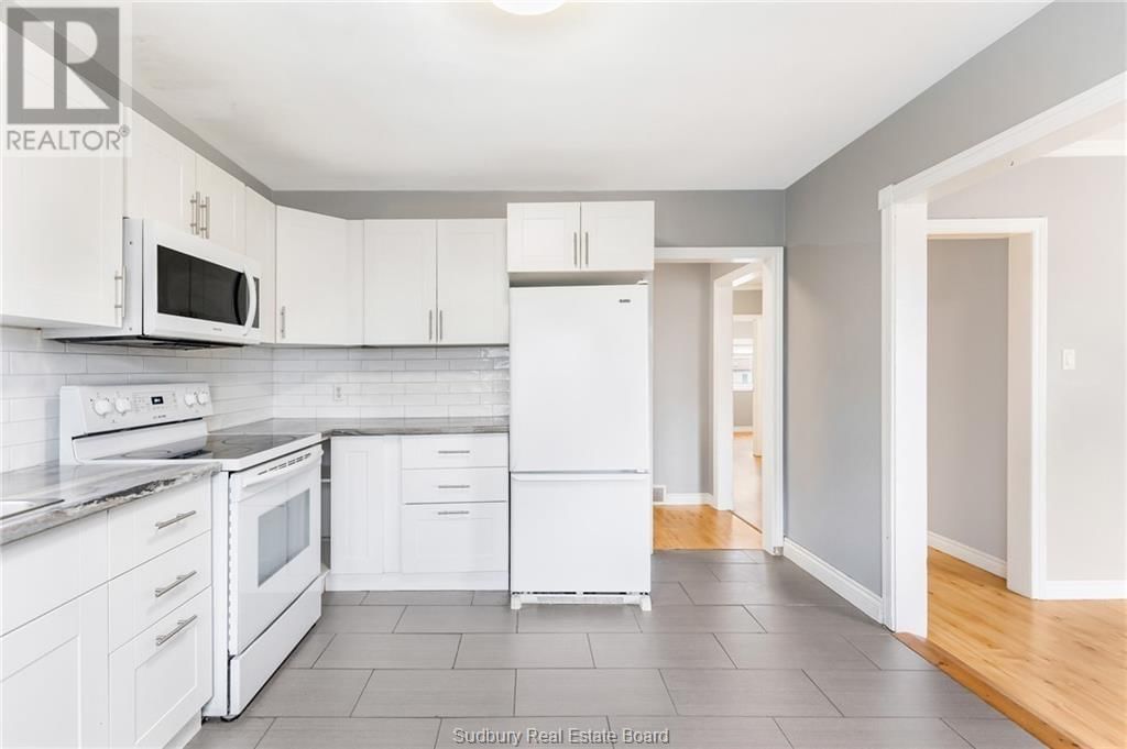 6 GINO STREET Image 19