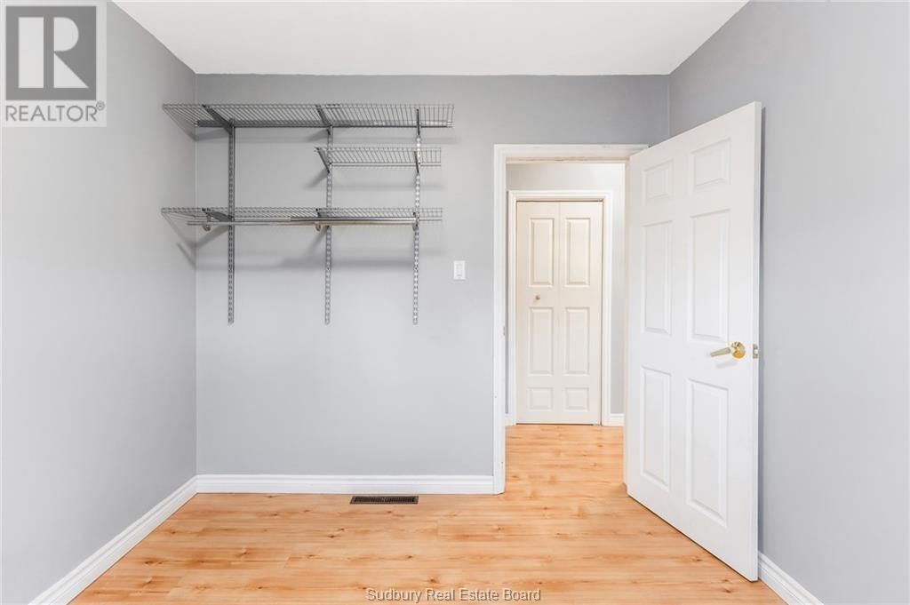 6 GINO STREET Image 24