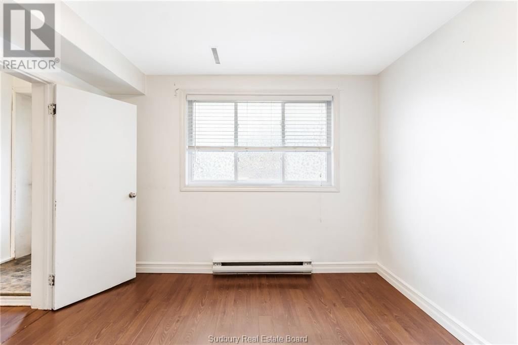 6 GINO STREET Image 4