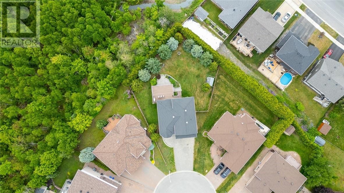 117 GARDENVALE COURT Image 29