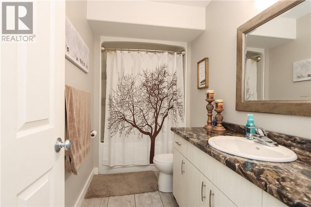 52 ARMAND STREET Image 14