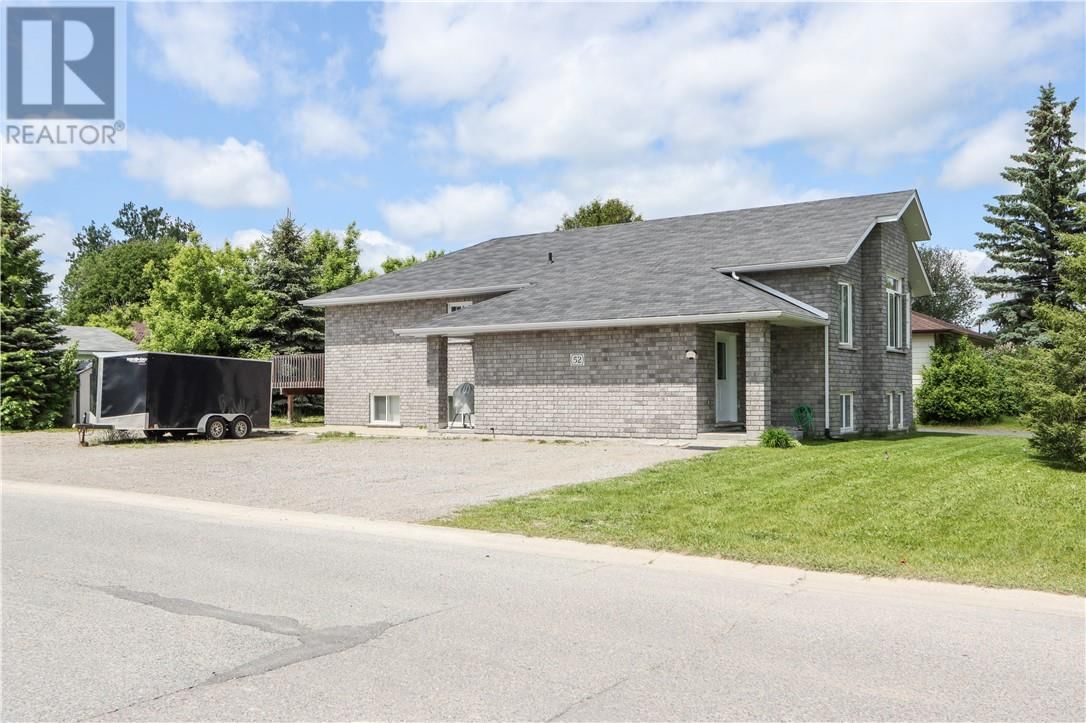52 ARMAND STREET Image 2