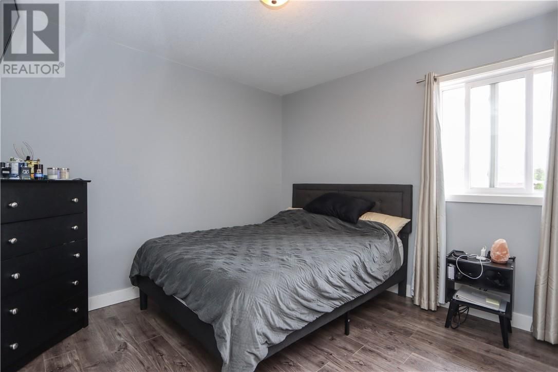 52 ARMAND STREET Image 38