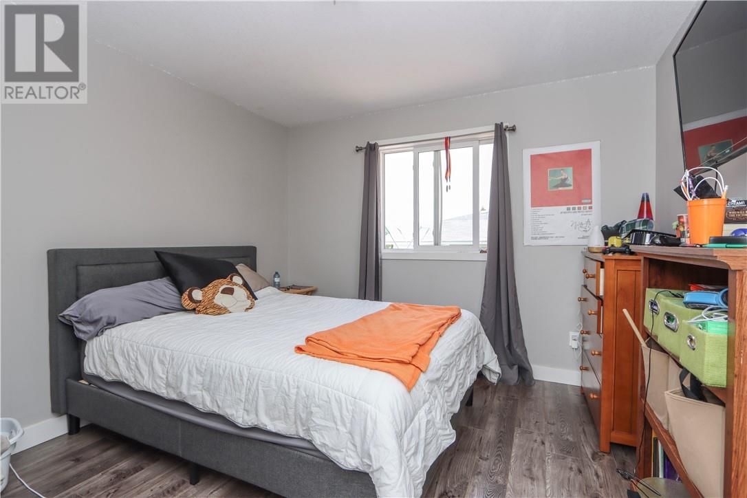 52 ARMAND STREET Image 40