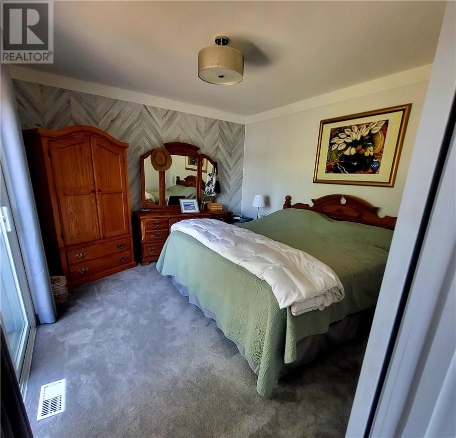 488 CUTLER LAKE ROAD Image 12