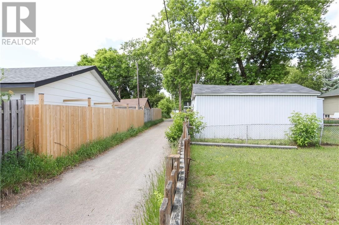 239 WILMA STREET Image 29