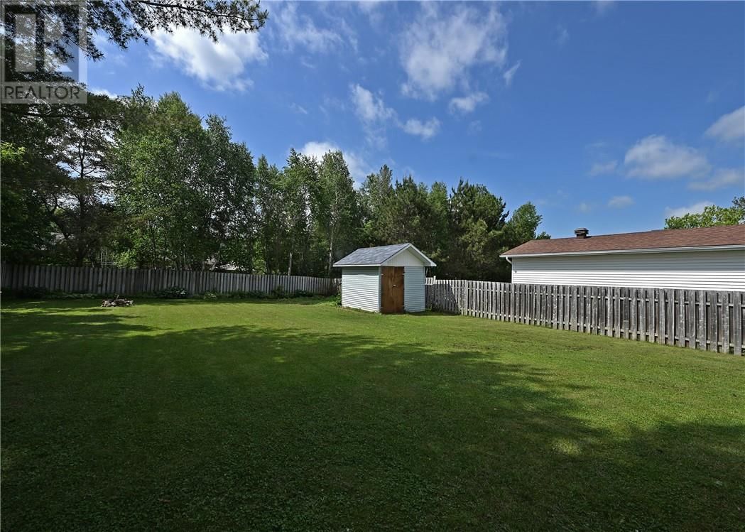 251 LAURETTE STREET Image 7