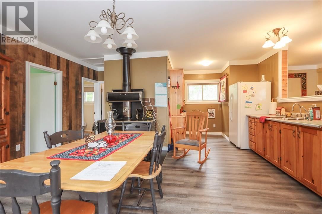 488 CUTLER LAKE ROAD Image 18