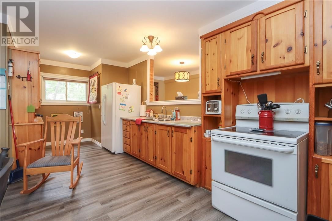 488 CUTLER LAKE ROAD Image 19