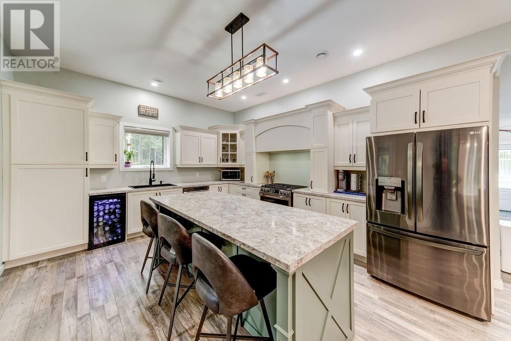 264 LAKEVIEW DRIVE Image 13