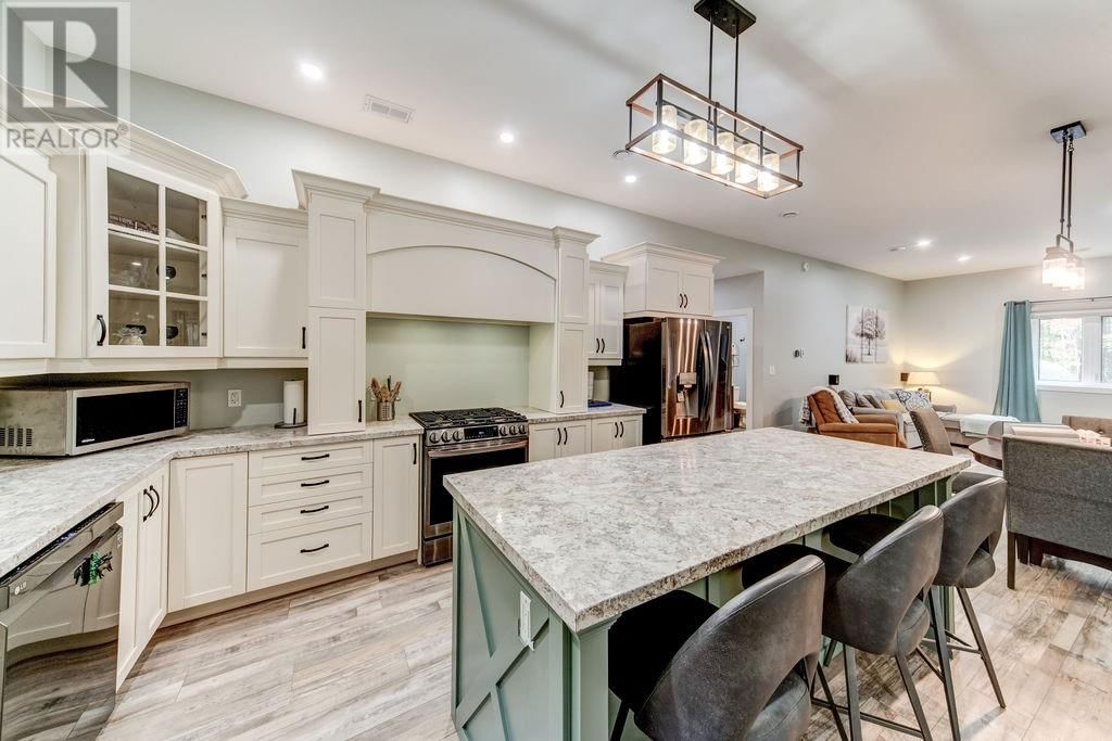 264 LAKEVIEW DRIVE Image 14