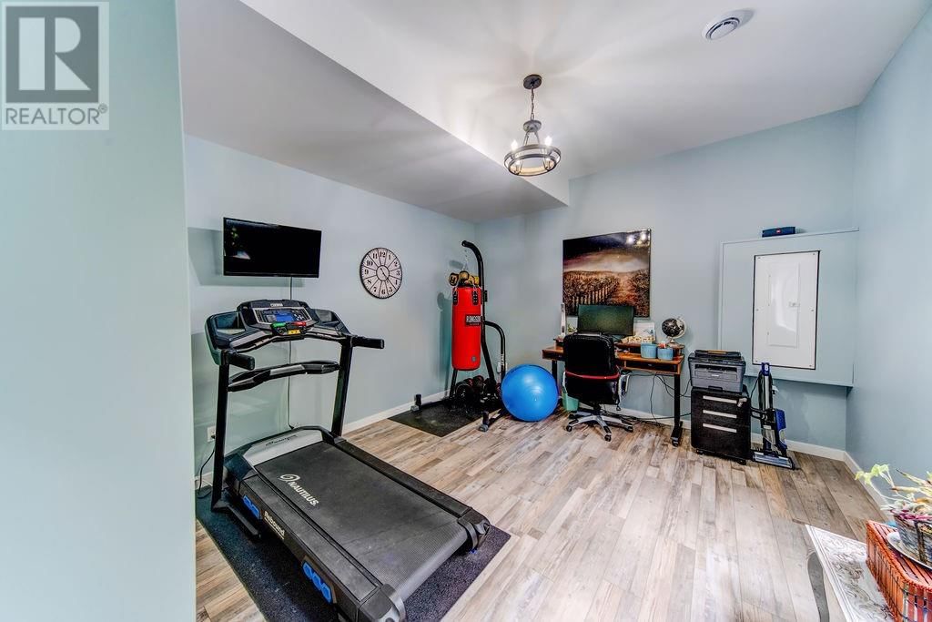 264 LAKEVIEW DRIVE Image 20