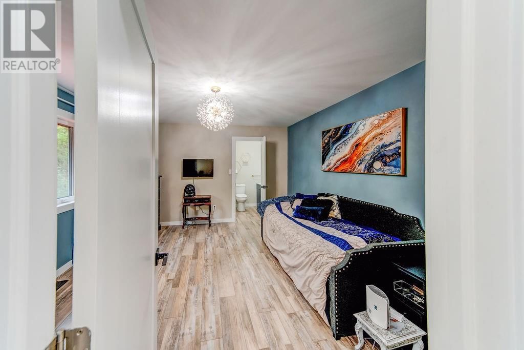 264 LAKEVIEW DRIVE Image 36