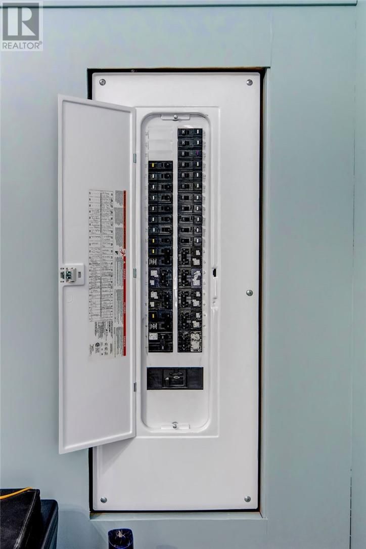 264 LAKEVIEW DRIVE Image 44