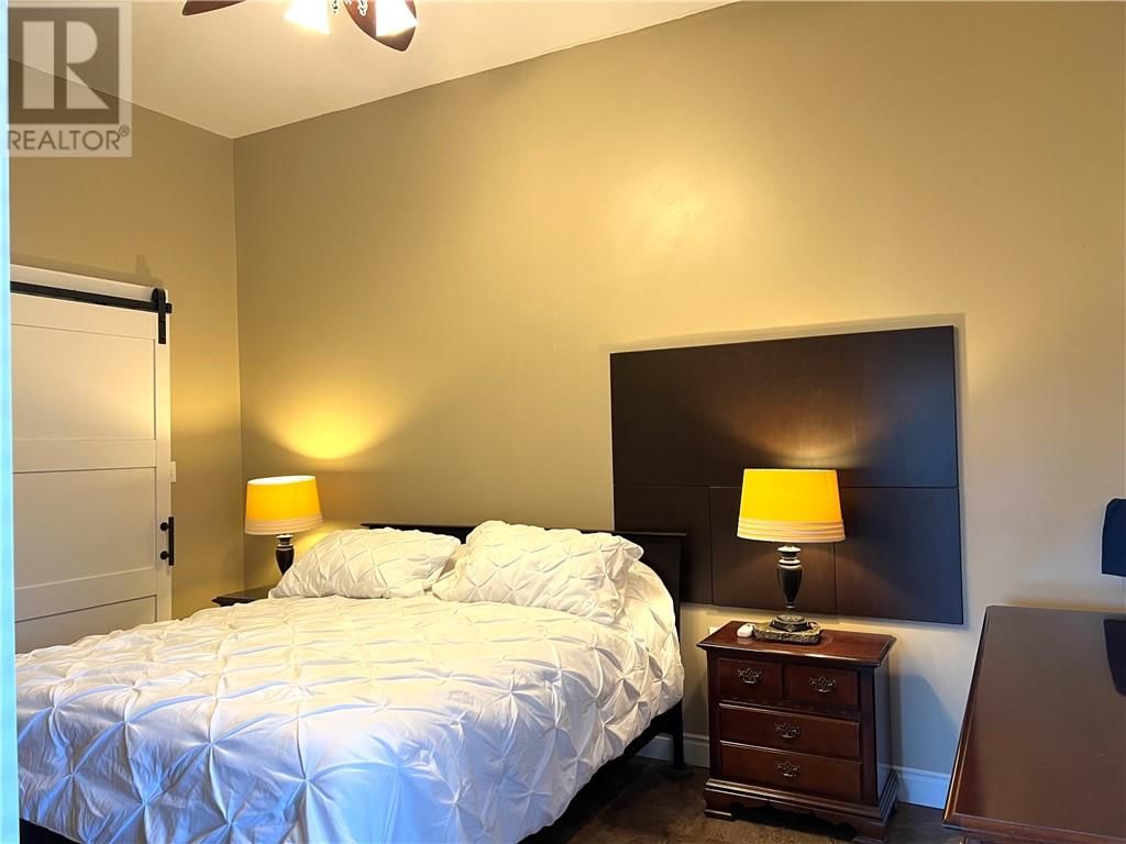 B - 268 LAKE ROAD Image 15