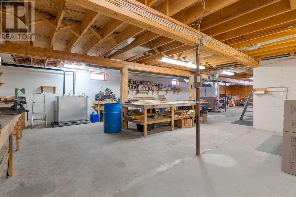 162 15TH SIDEROAD E Image 15