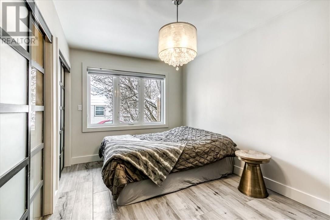 1004 DUBLIN STREET Image 17