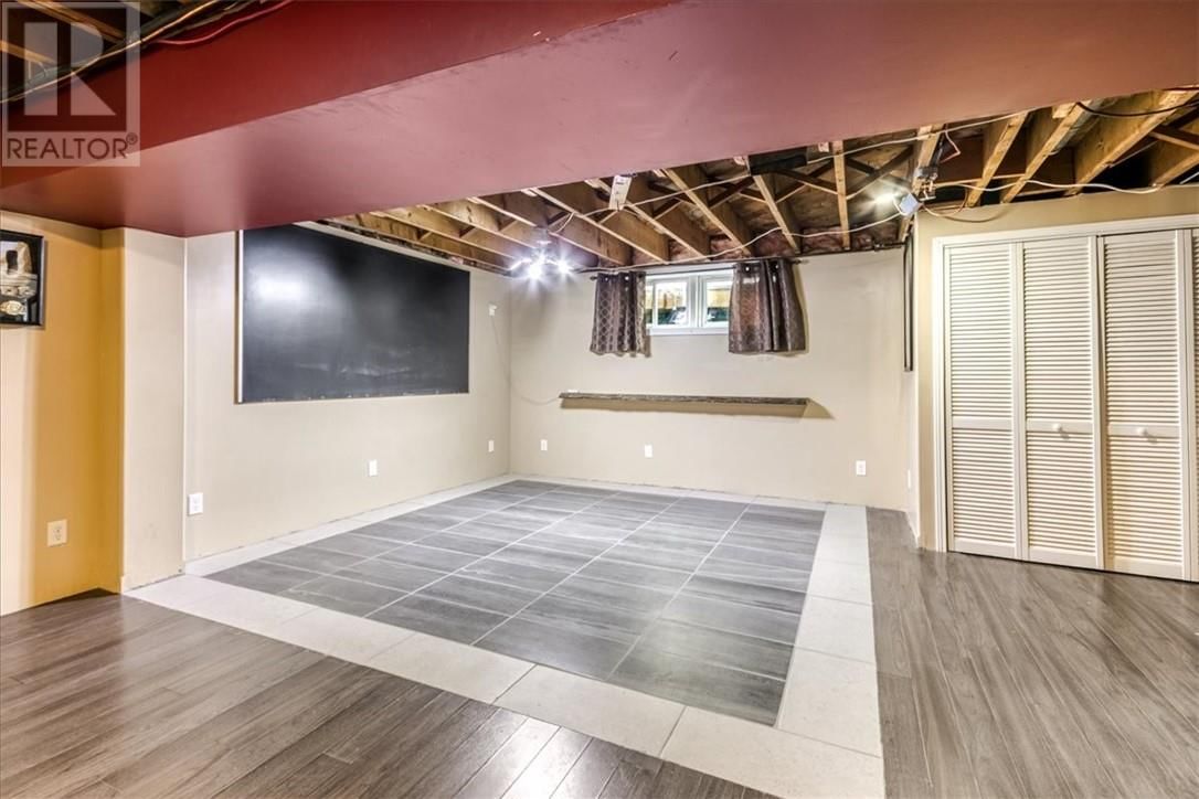 1004 DUBLIN STREET Image 19